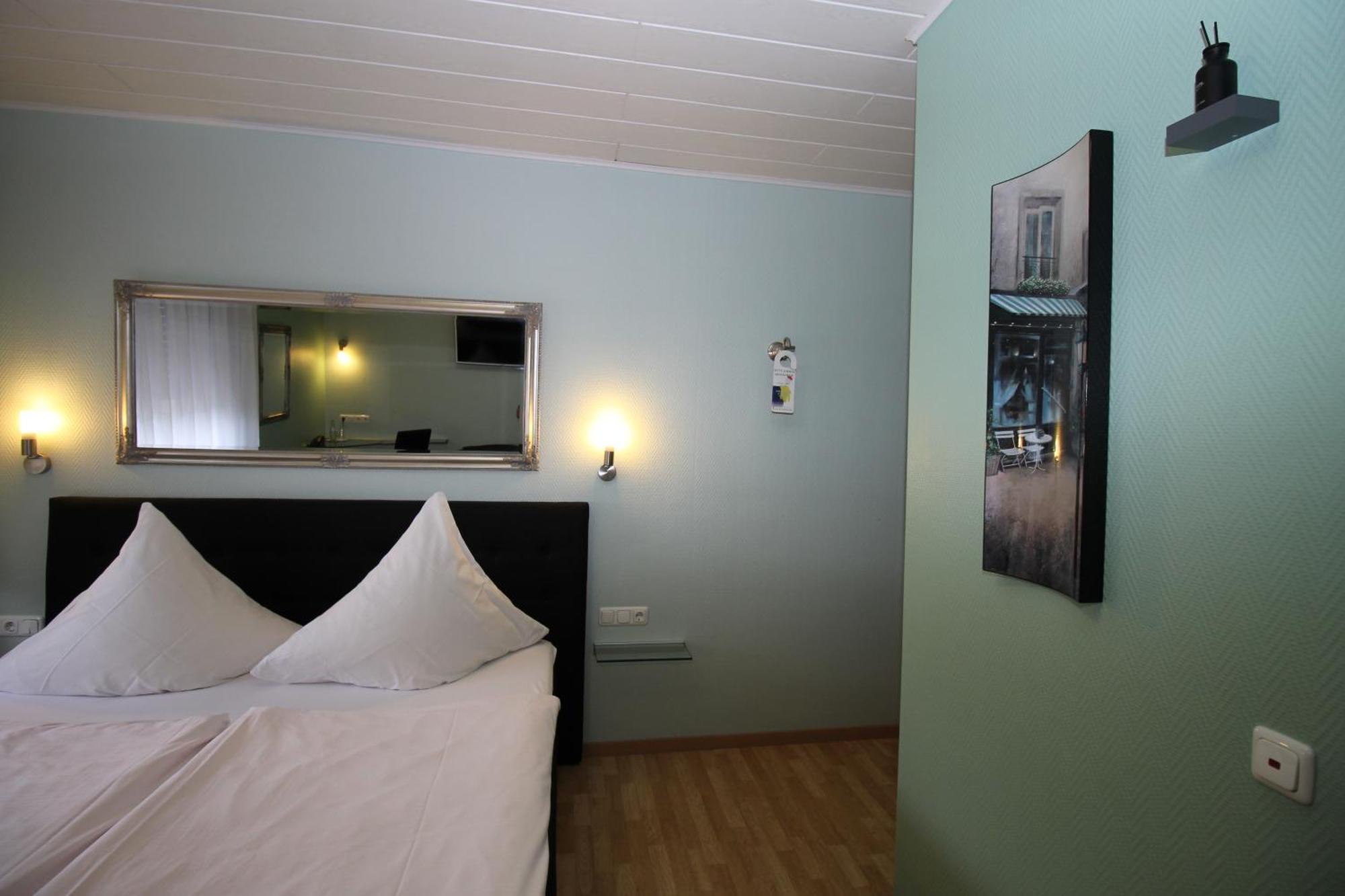 Hotel Geromont Plaidt Buitenkant foto