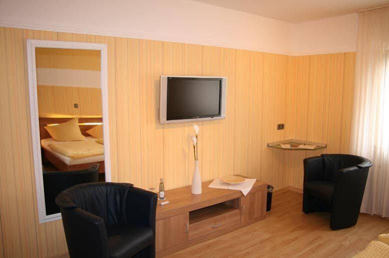 Hotel Geromont Plaidt Buitenkant foto